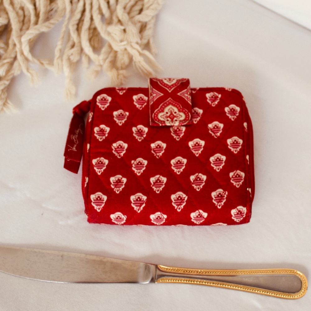 VERA BRADLEY Nantucket Red & White Mini Wallet